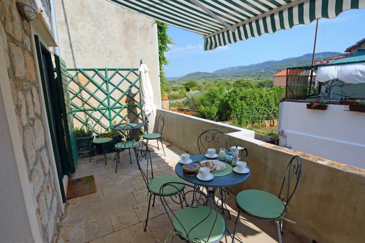 Apartment Dulcis Stari Grad  Exteriér fotografie