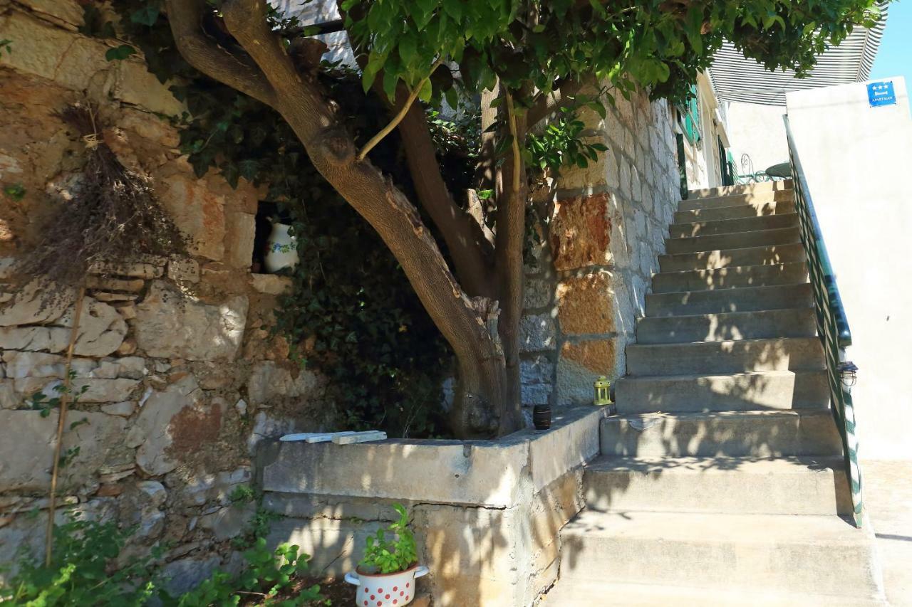 Apartment Dulcis Stari Grad  Exteriér fotografie
