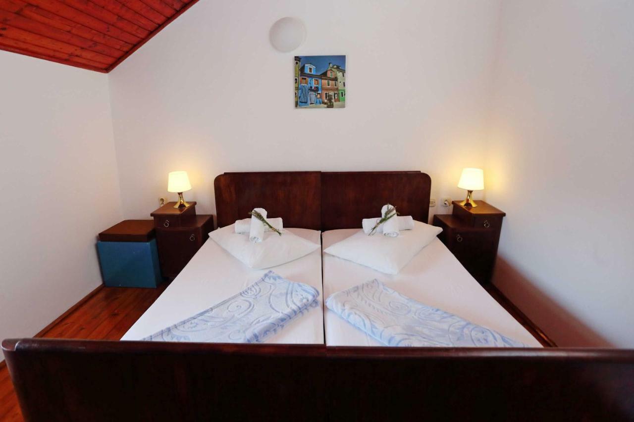 Apartment Dulcis Stari Grad  Exteriér fotografie