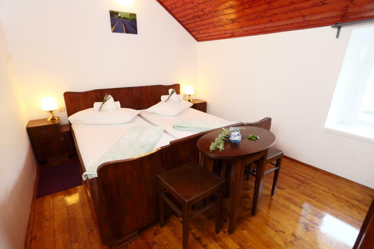 Apartment Dulcis Stari Grad  Exteriér fotografie